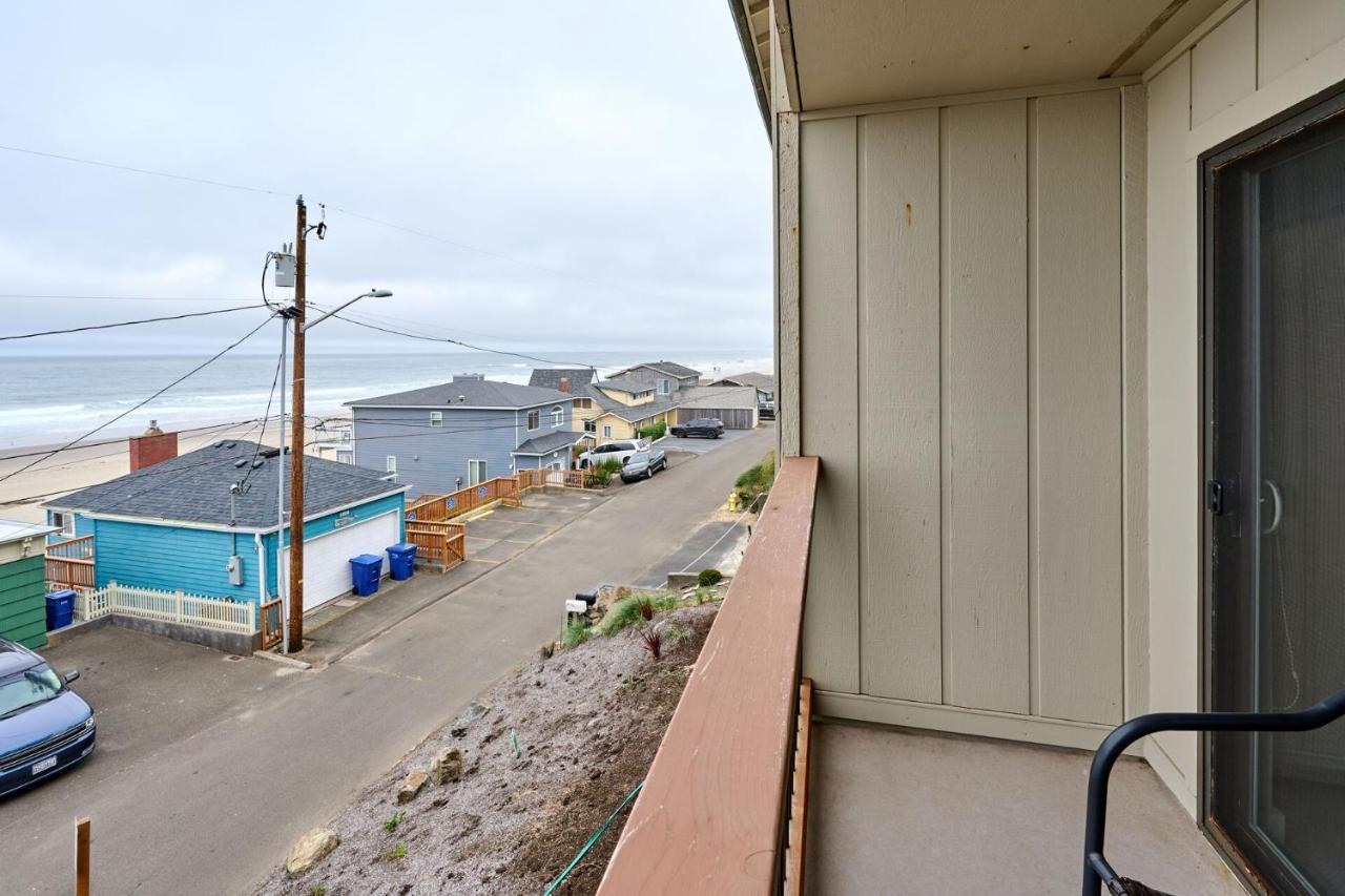 Surftides Plaza Rentals Lincoln City Buitenkant foto